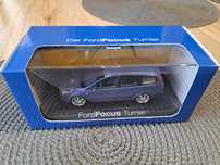 Ford Focus mk2 kombi niebieski Minichamps 1:43