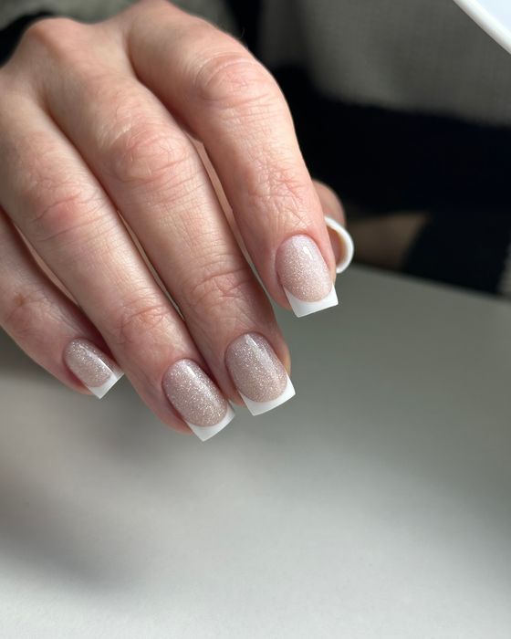 Манікюр Нарощення Сарни