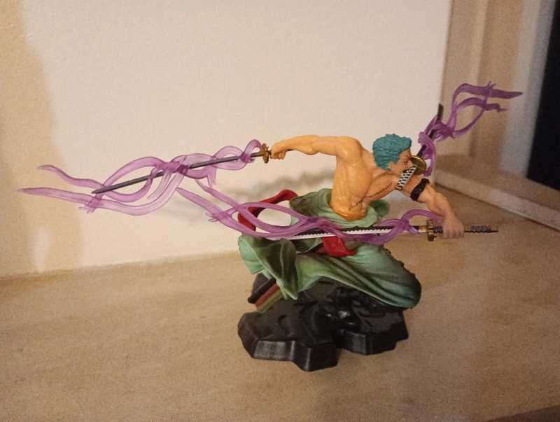 One piece estatueta zoro