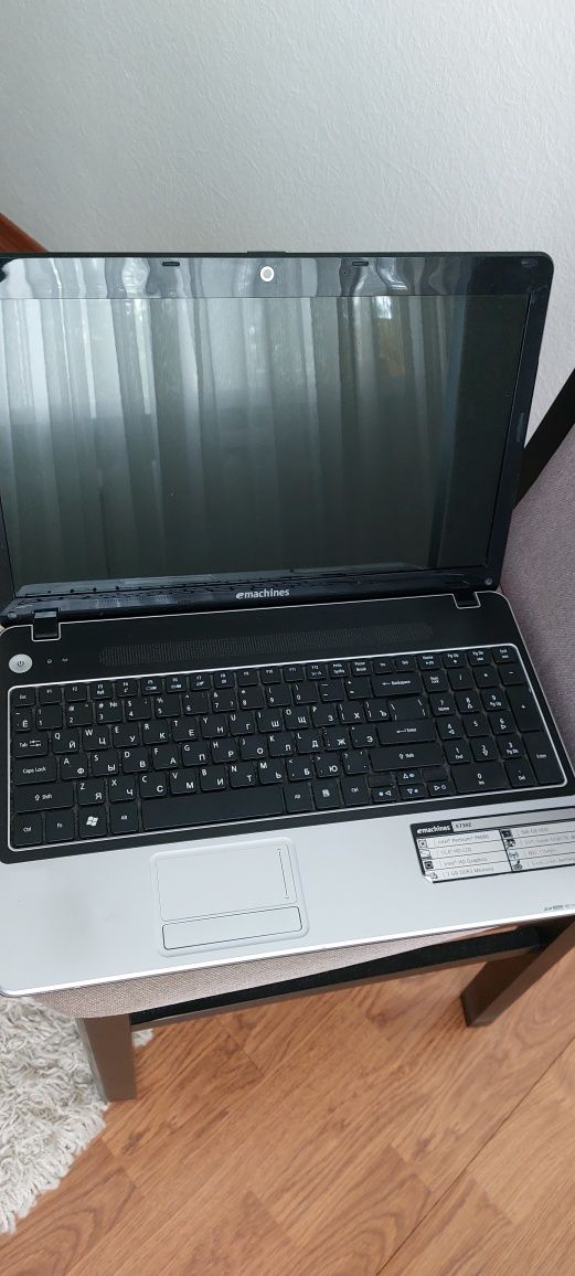 Ноутбук acer emachines E730Z