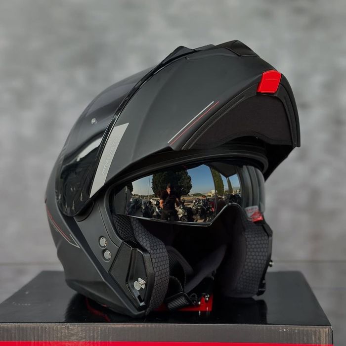 Мото шолом MT helmets genesis SV, шлем мт генезіс чорний модуляр очки