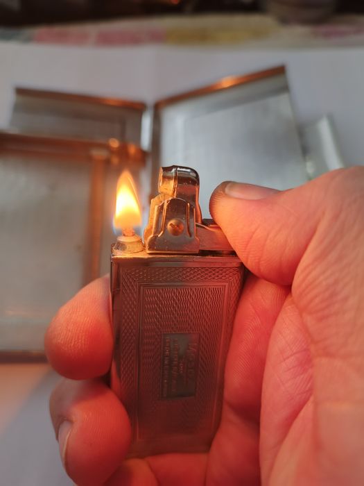 Винтажна запальничка в хромированом корпуса MosDa 500