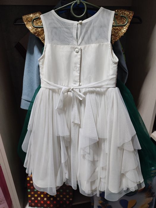 Святкові сукні для дівчинки