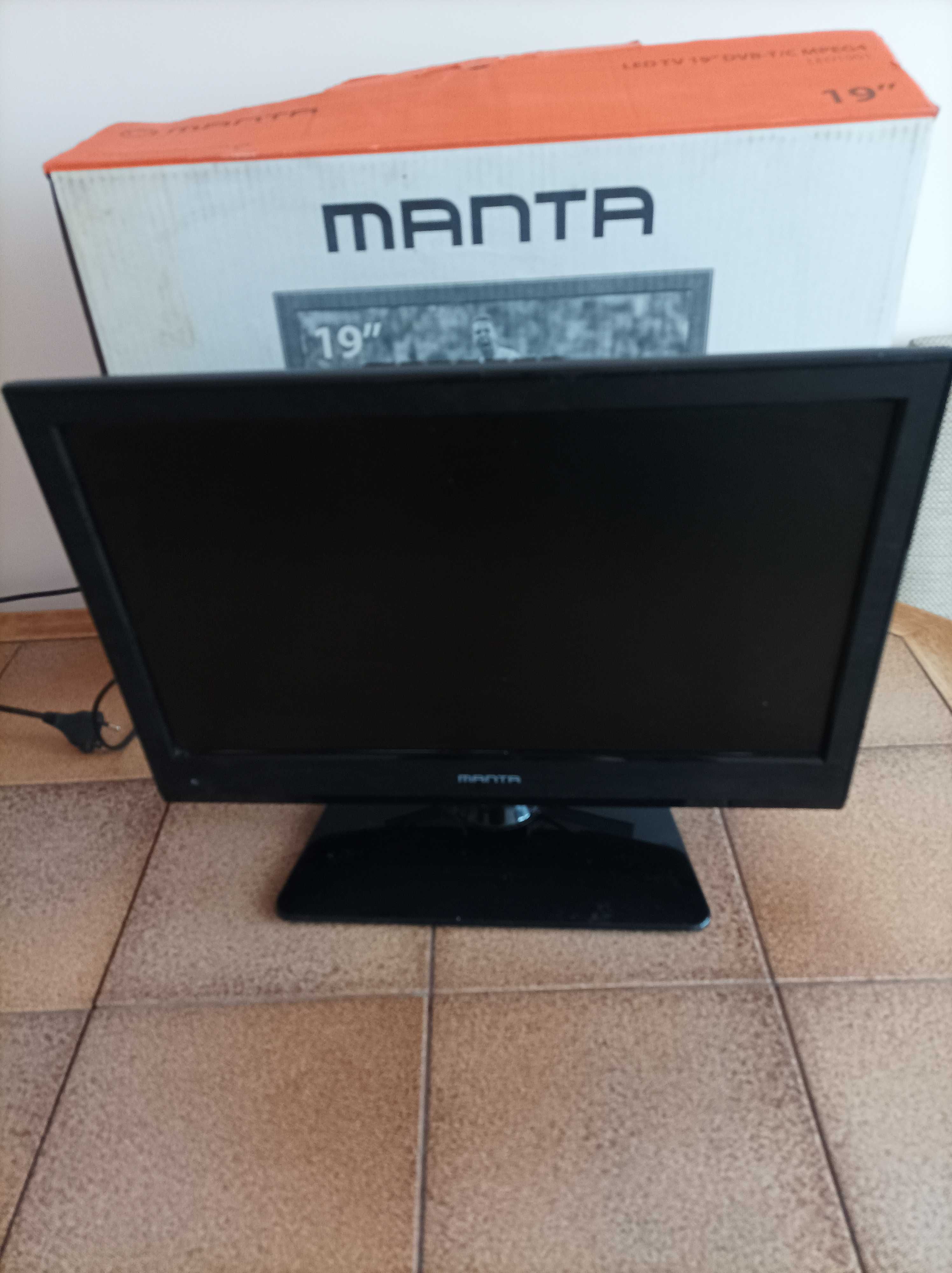 Telewizor Manta LED 19" z funkcją monitora.