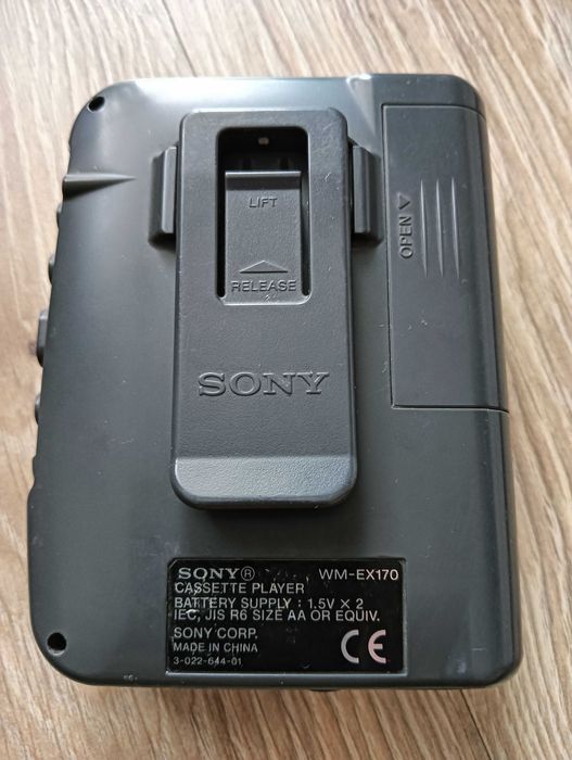Sony Walkman WM-EX170 – przenośny odtwarzacz kasetowy retro