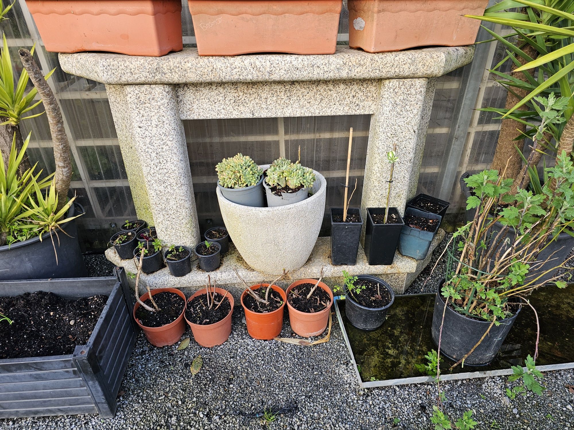 Frentes de granito para fogão de sala.