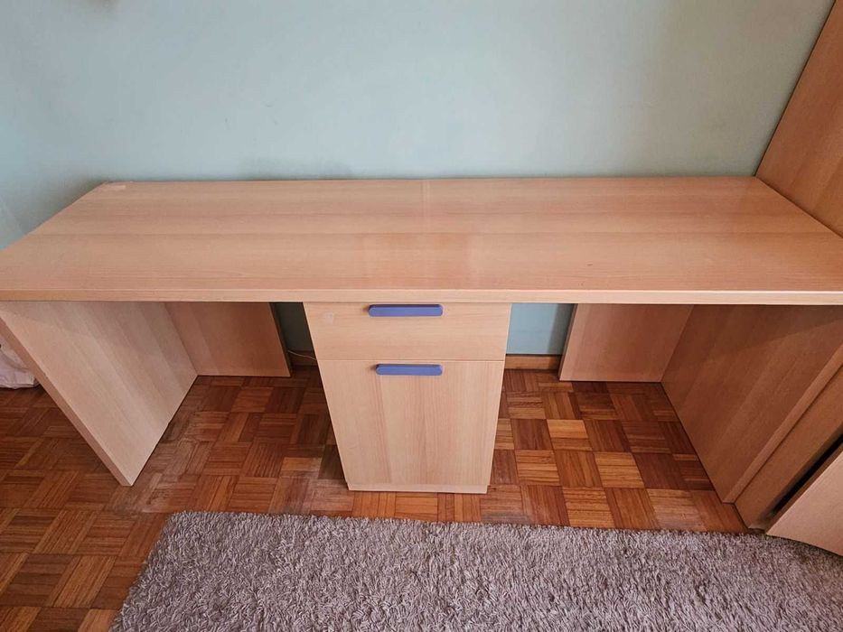 Secretária madeira 2 lugares e arrumação