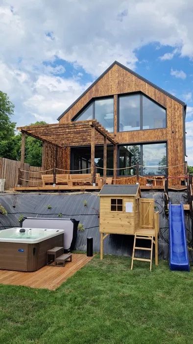 Willa Dom z basenem jacuzzi Sauna Mazury nad jeziorem