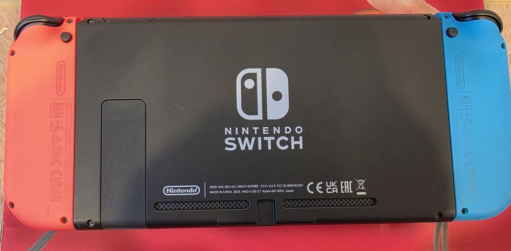 Nintendo Switch HAC-001 stan jak nowa 2025r