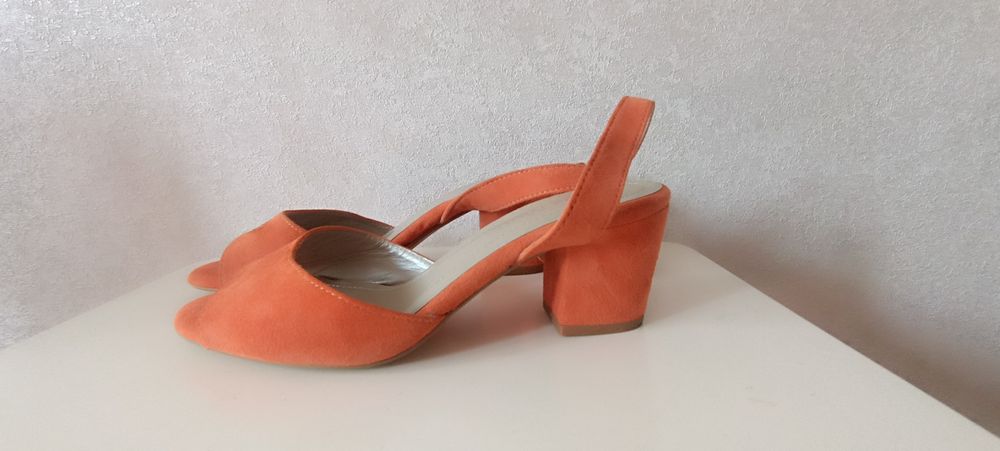 Босоножки натуральная замша