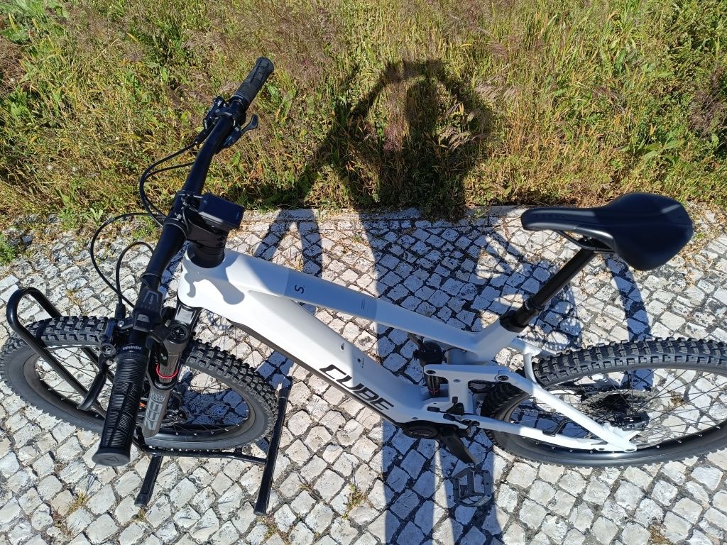 Bicicleta elétrica BTT ebike CUBE 160 SLX 750