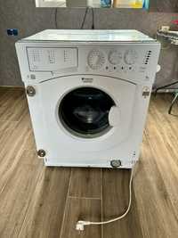 Продам вбудовану пральну машину