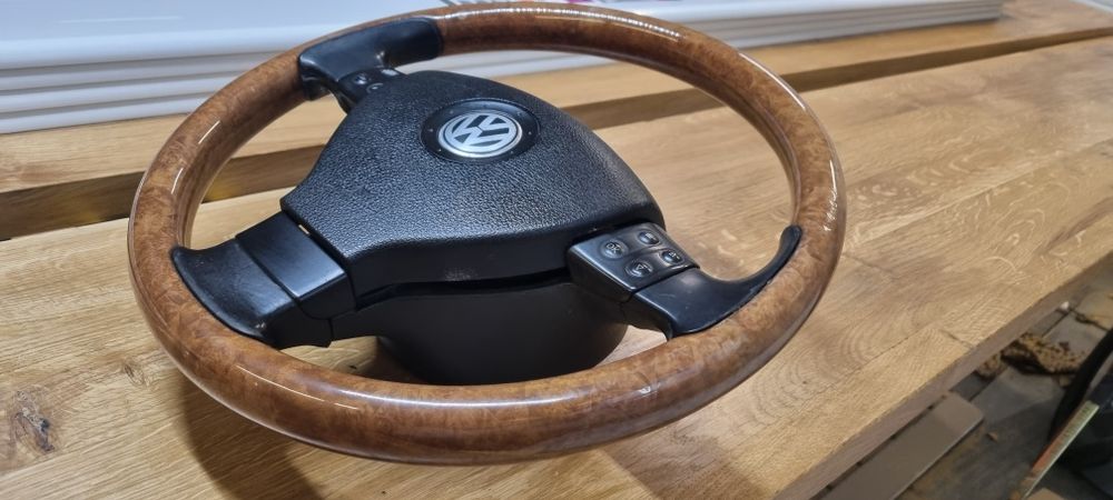Kierownica drewniana golf V passat b6 multifunkcja