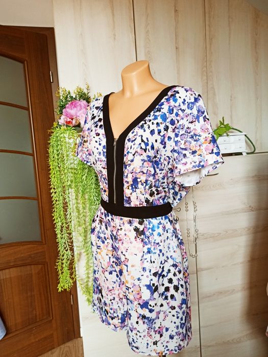 Sg Piękny letni krótki kombinezon damski 42 , XL