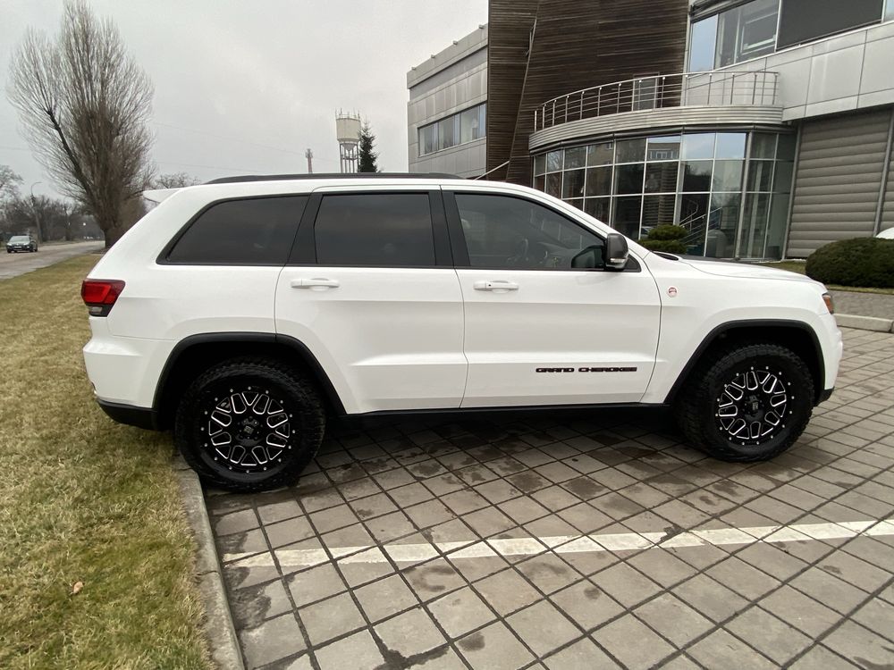 Продам jeep grand cheroke