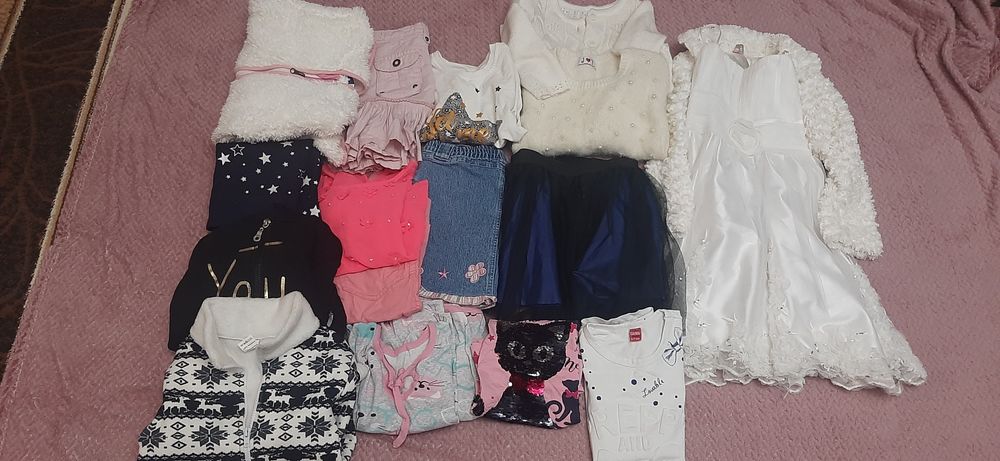 Пакет одягу для дівчинки. Р 110