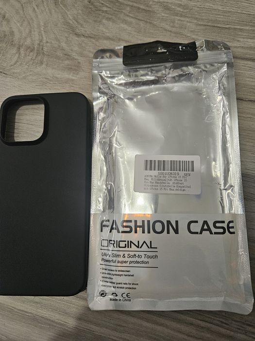 Czarne plecki fashionable case iphone 15 pro Max apple