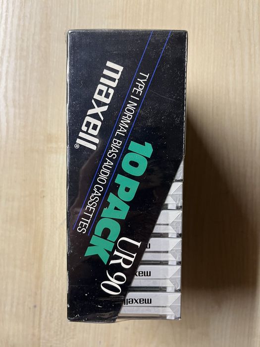 Аудіокасети Maxell UR90