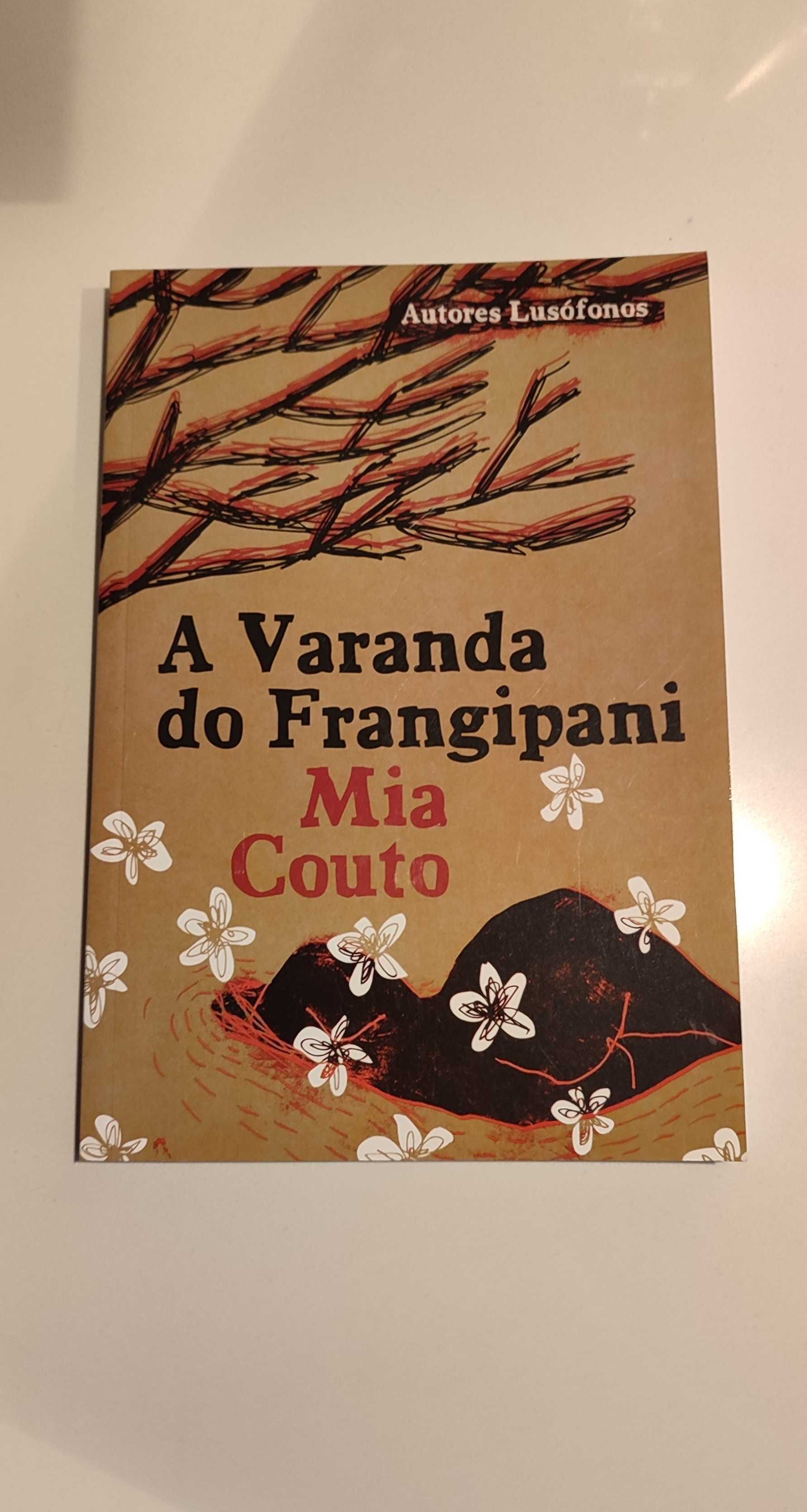 Livro "A Varanda de Frangipani", de Mia Couto