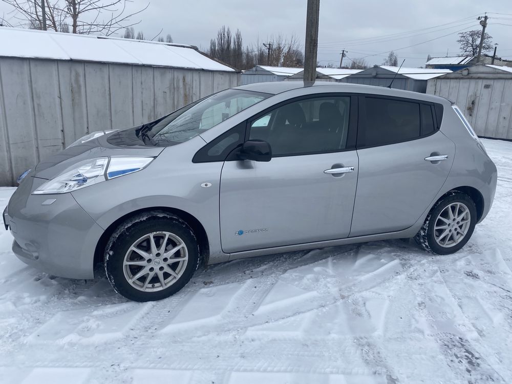 Nissan Leaf 2017рік ідеальний стан