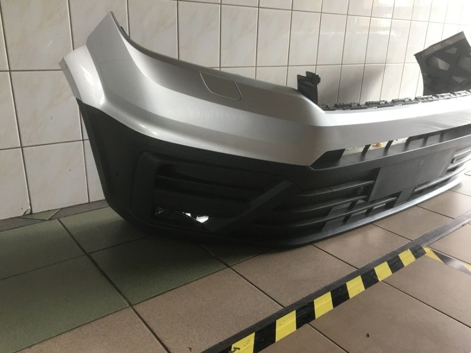 Zderzak przedni VW Crafter II 17- Man TGE rózne wersje, IGŁA + grill