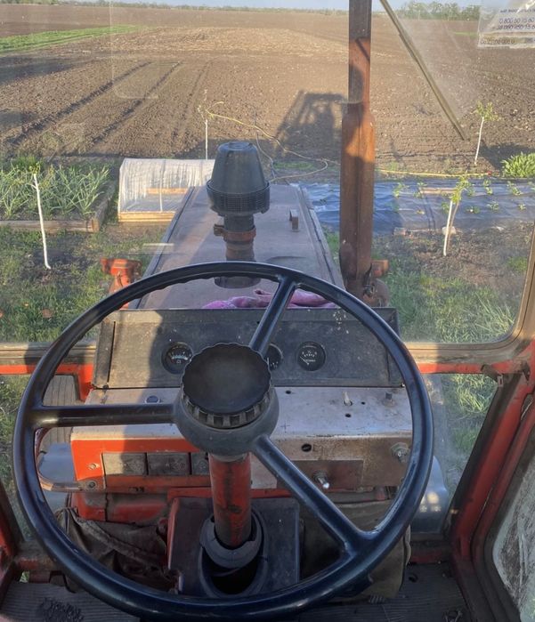 Трактор ЮМЗ 6,Заводской мотор СМД-18