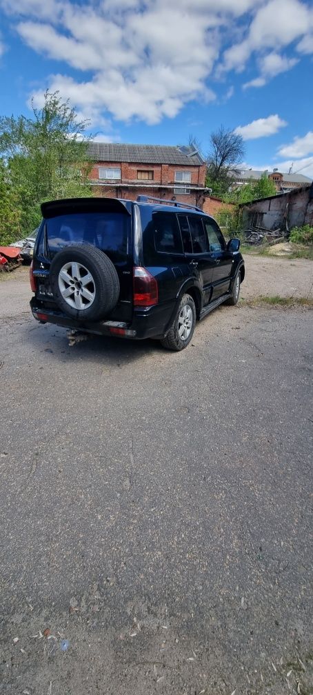 РАЗБОРКА Mitsubishi Pajero Wagon 3 shogun 3.2 Di-D розбір шрот 4m41