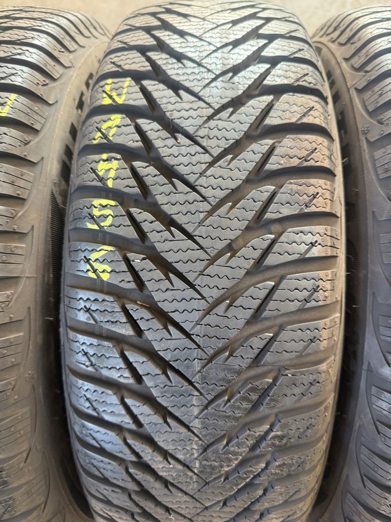 185/65/15 Goodyear Ultra Grip 8