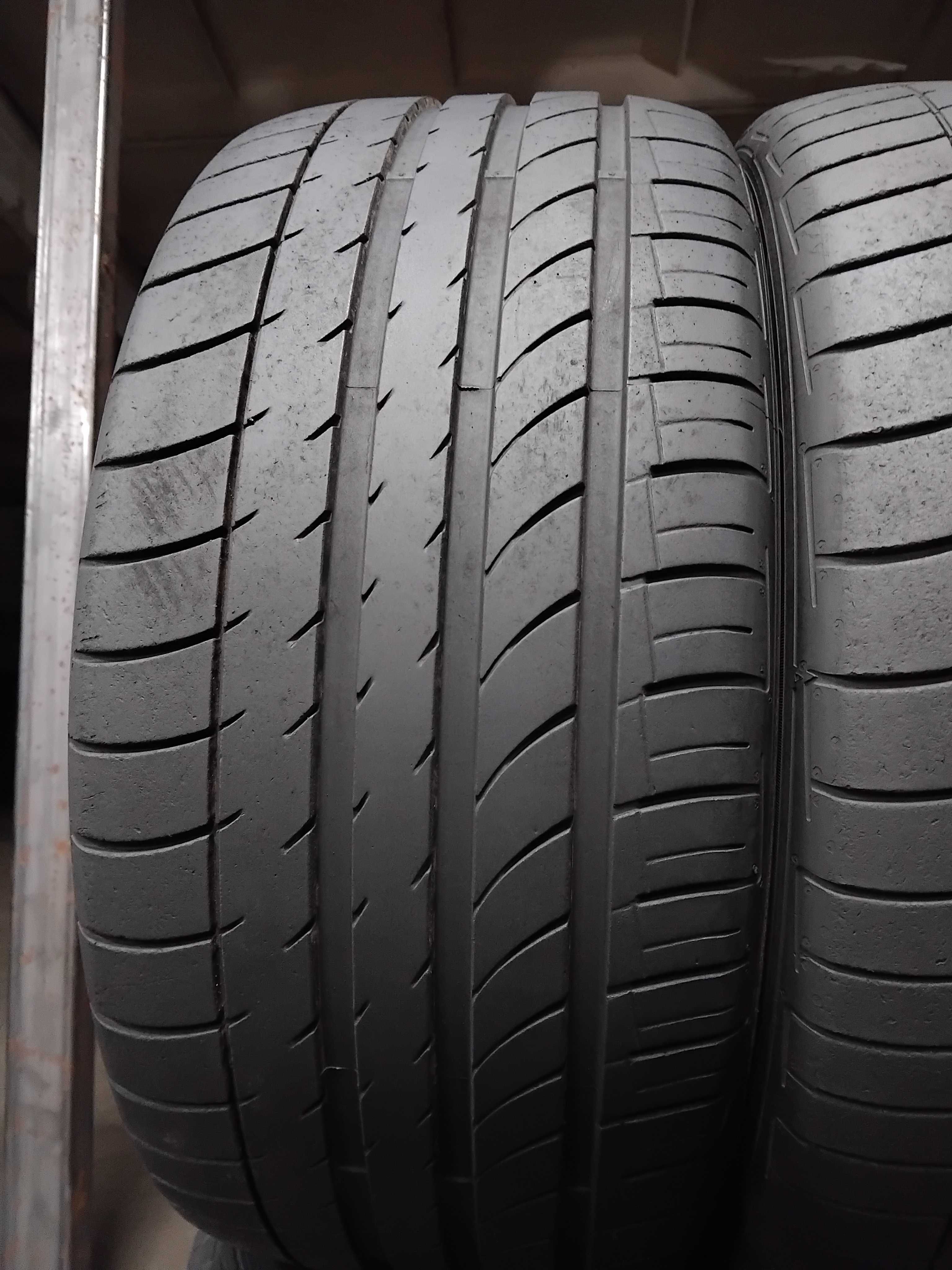 Шини бу 275/45 R19 Dunlop Sp Quattromaxx Пара Літо