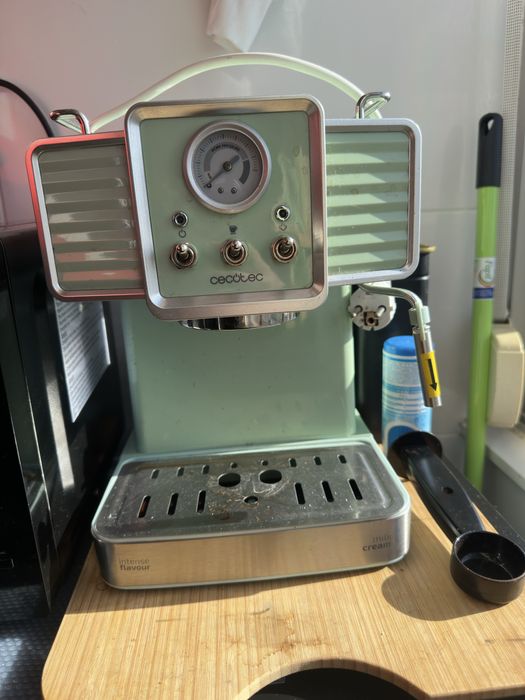 Maquina de cafe cecotec