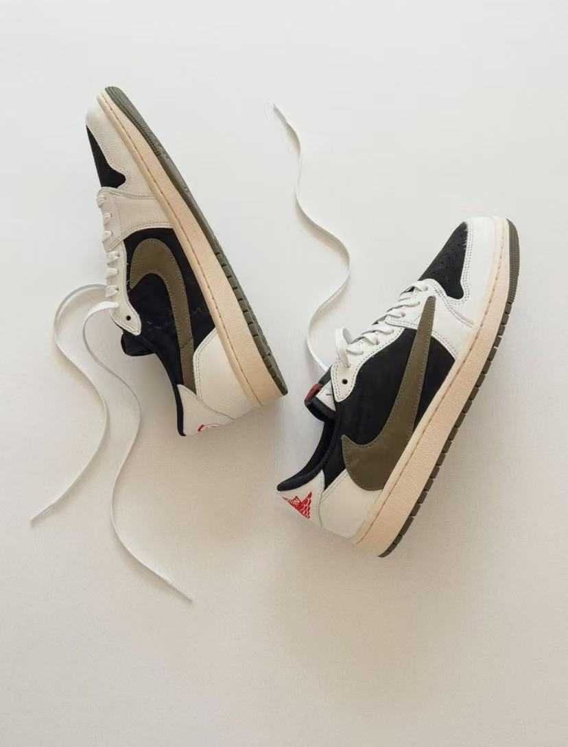 ordan 1 Retro Low OG SP Travis Scott Olive R.39