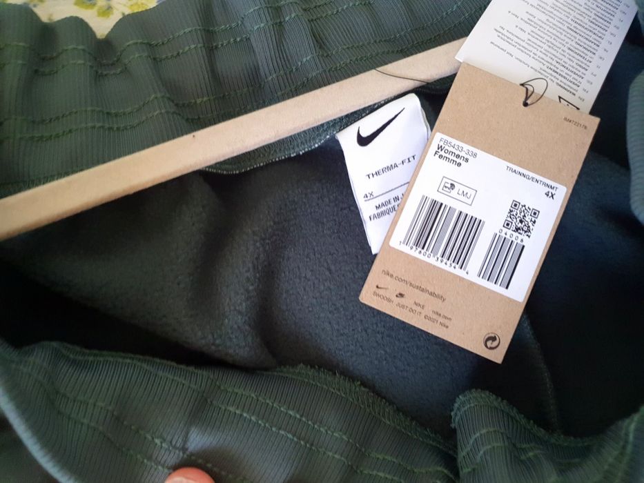 Спортивні термоштани Nike