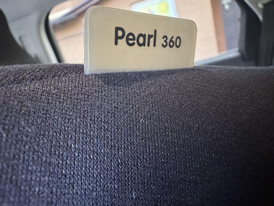 автокрісло Maxi-Cosi Pearl 360 Authentic Black з платформою