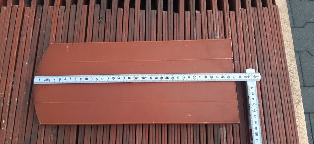 Dachówka niemiecka prążkowana nigdy nie używana