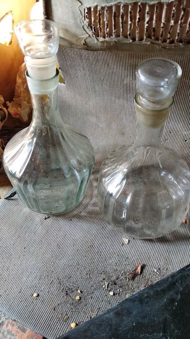 Графины, кувшины