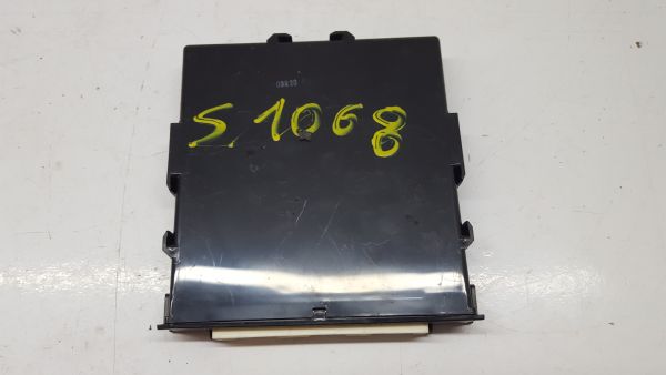 Módulo confort TOYOTA Auris Hatchback (_E18_)