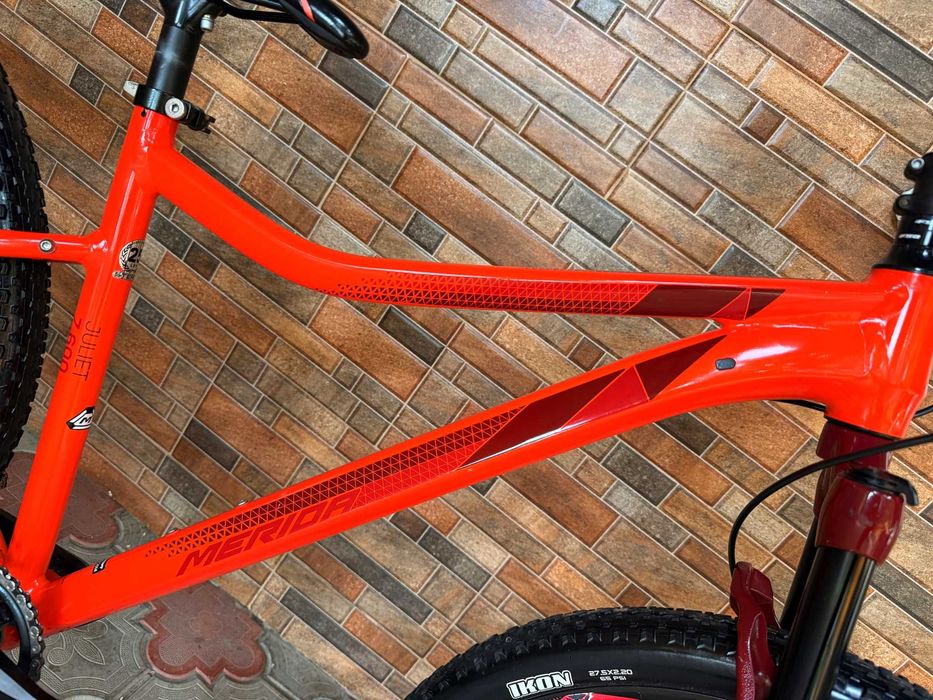 Велосипед MERIDA 27.5"M" Shimano DEORE SLX 1x11, MANITOU, IDEAL 11 Кг