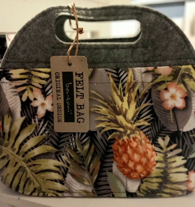 Torebka do ręki na przekąski śniadanie bertoni nowa