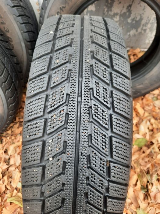 Зимова гума R15 б/в