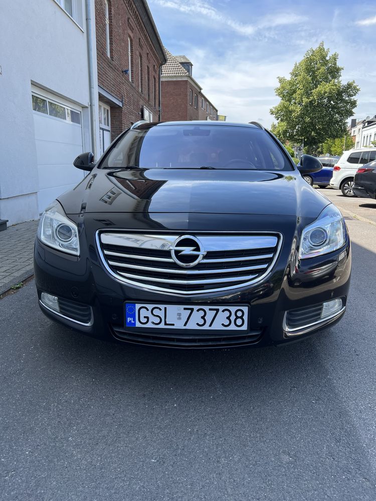 Opel Insignia Sports Tourer Cosmo 2.0 CDTI 160 KM Automat • 2009
