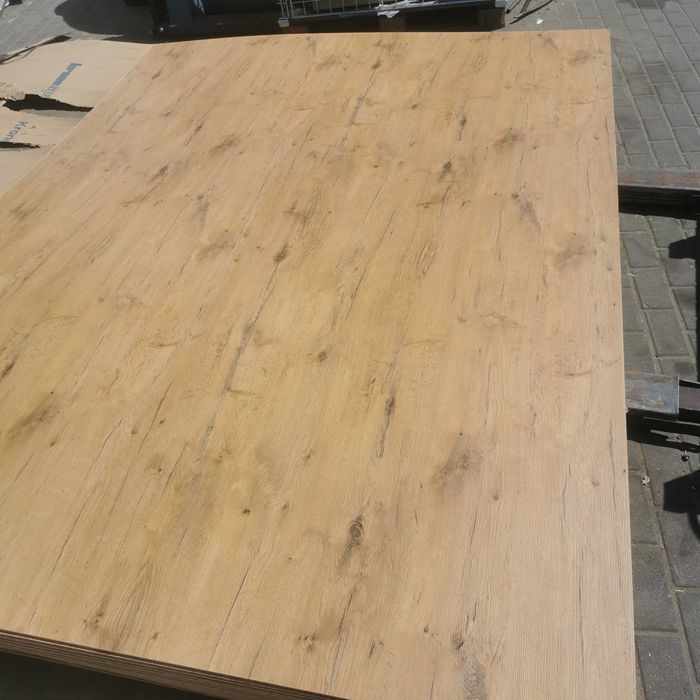 Płyta wiórowa  8 MM Dąb Lancelot 2070x2800