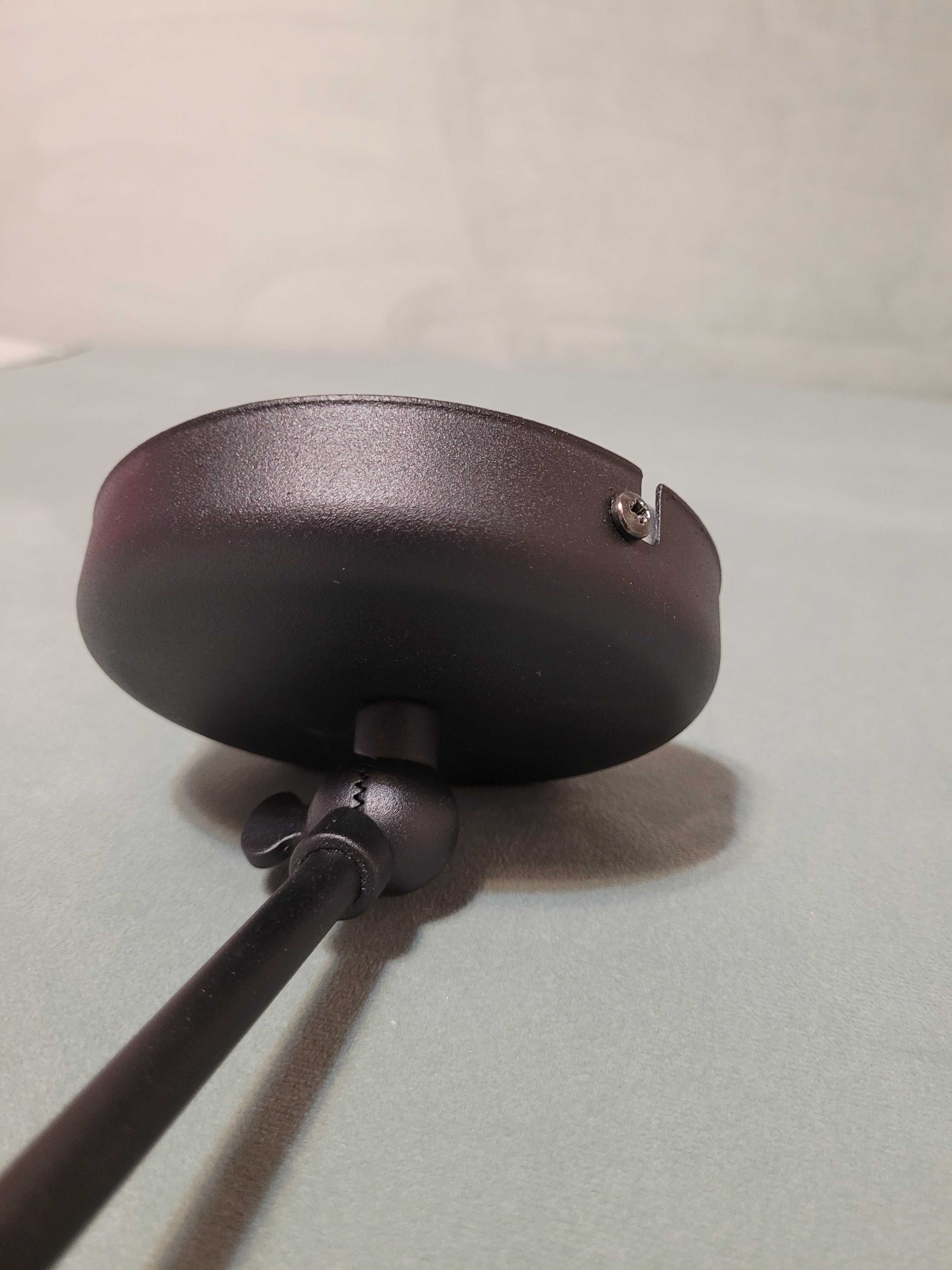 Lampa sufitowa regulowana nad stół (na wysięgnikach)