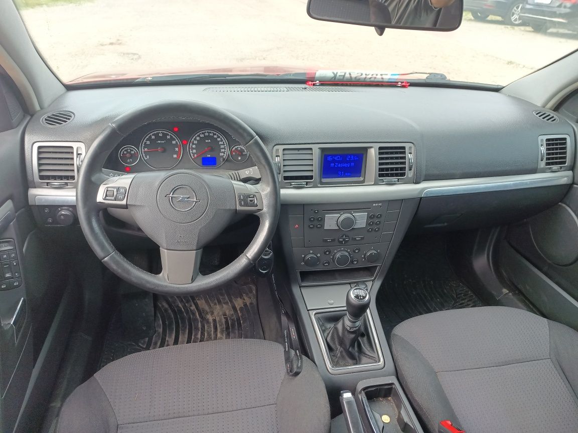Opel Signum 1.8 140 KM