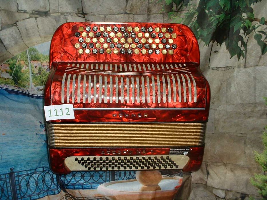 Acordeão Avenda R, .1112
