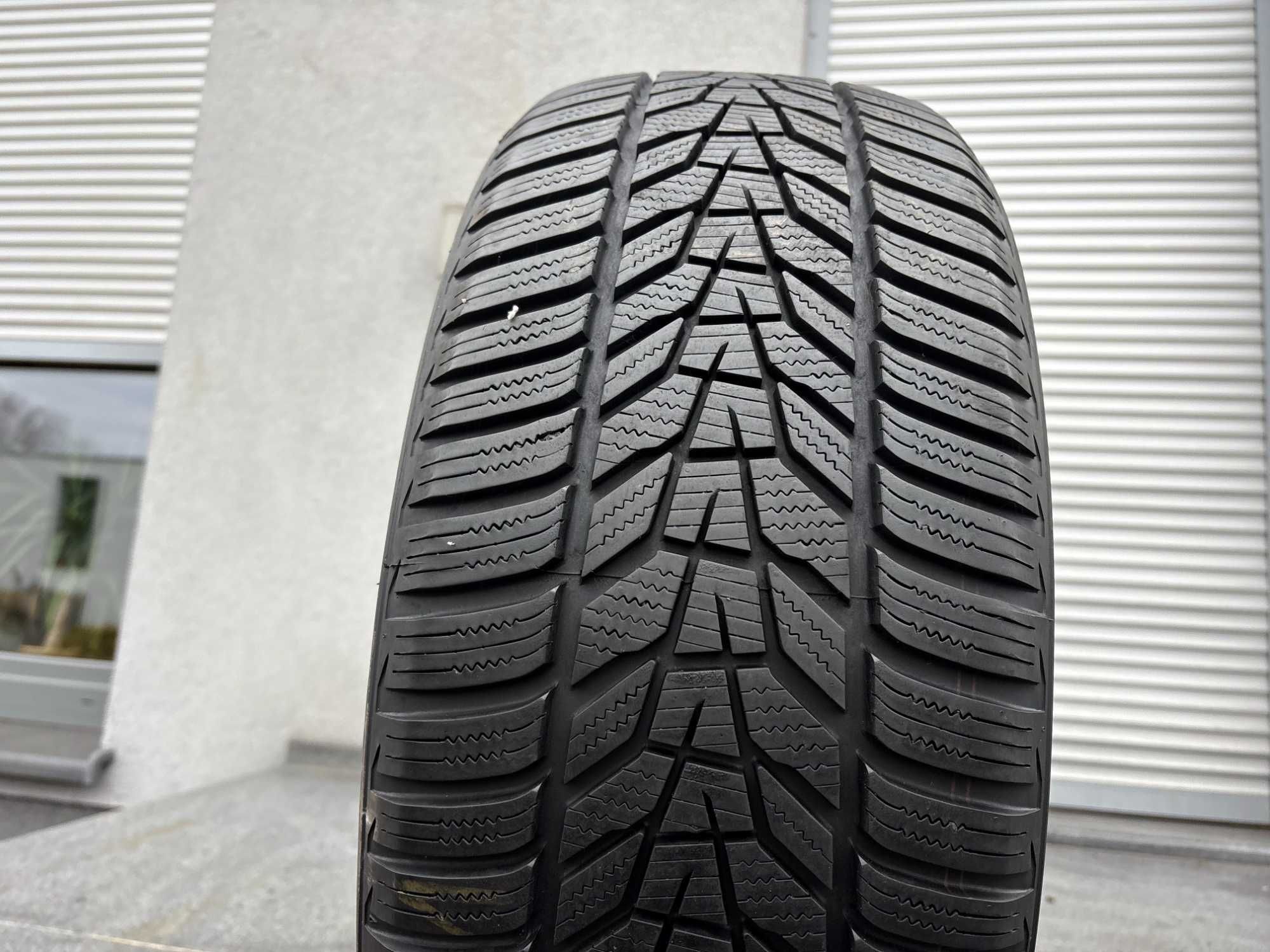 1szt zimowa 225/50R18 Hankook Winter Icept EVO3 99V 8,3 2021r P382Z