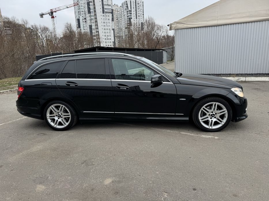 Mercedes Benz C200 1.8 automat з Швейцарії