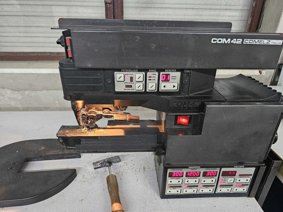 Máquina calçado, Máquina de orlar, comelz 42