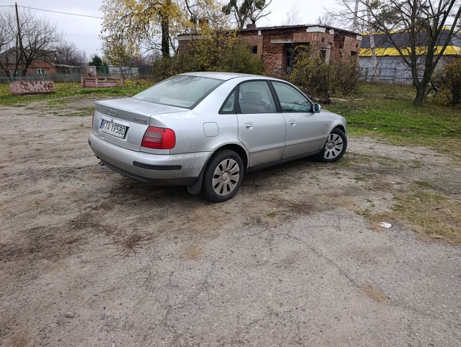 AUDI A4 , 1,9 дизель, guattro