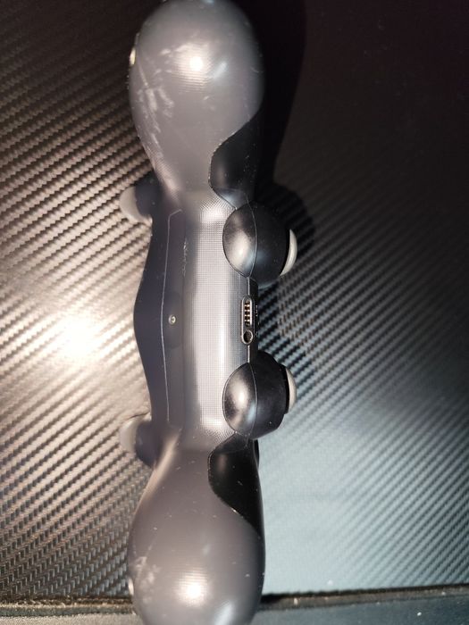 2x oryginalne pady do PS4 Dualshock 4