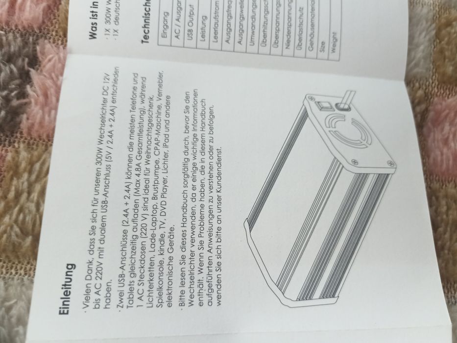 Перетворювач напруги LEICESTERCN 300W Інвертор (12V-220V, 2x USB 2.4A,